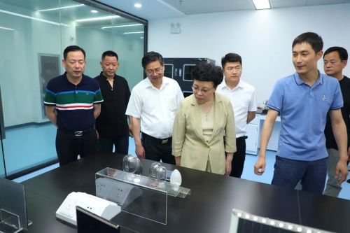 無錫市人大代表宜興第一小組開展小組活動(dòng)